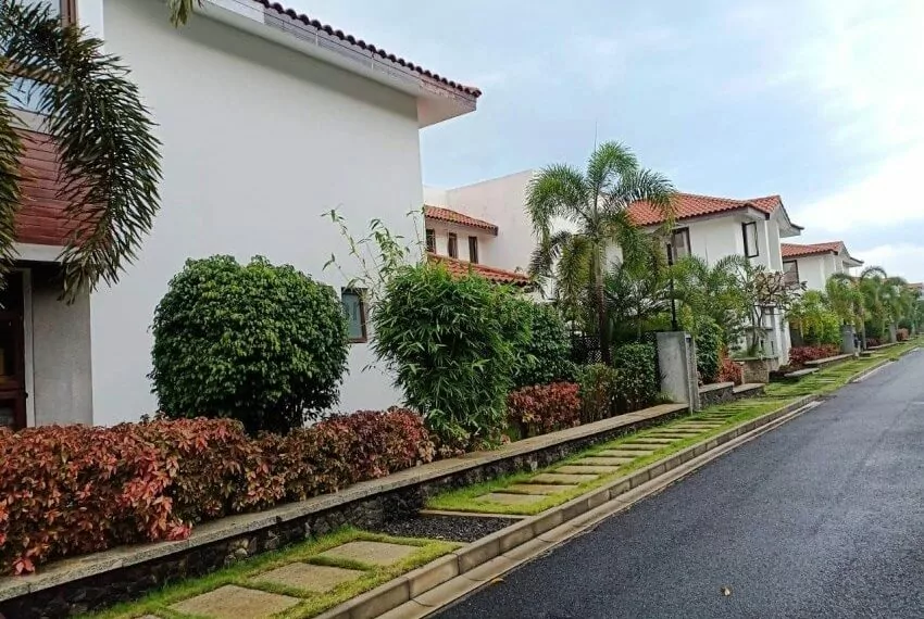 Neat Tarred roads leading to the villas